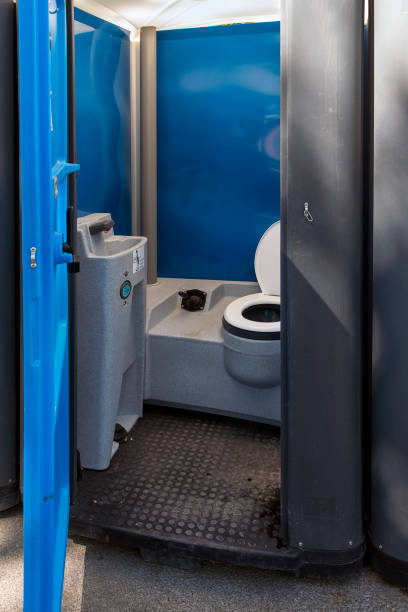 Best Portable restroom trailer rental  in Moores Mill, AL